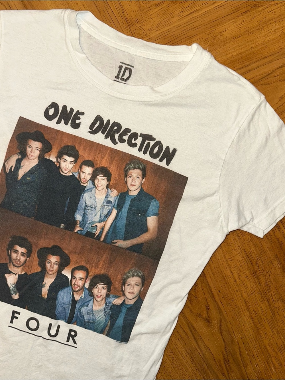 One Direction Tshirt Women’s Size XL White FOUR Album Band Tee Pop Music